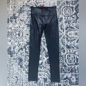 Spanx Faux Leather Black Leggings Women’s Medium Petite